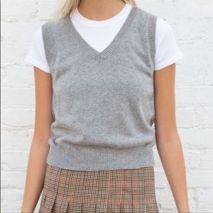Brandy Melville Mia Sweater Vest